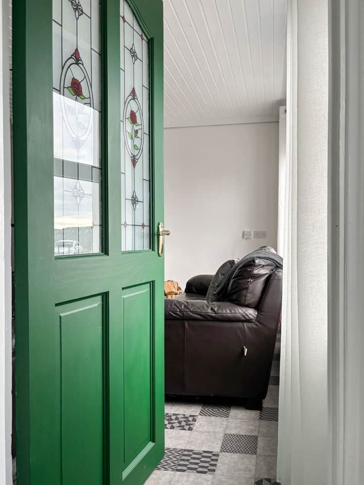 Entrance to living area